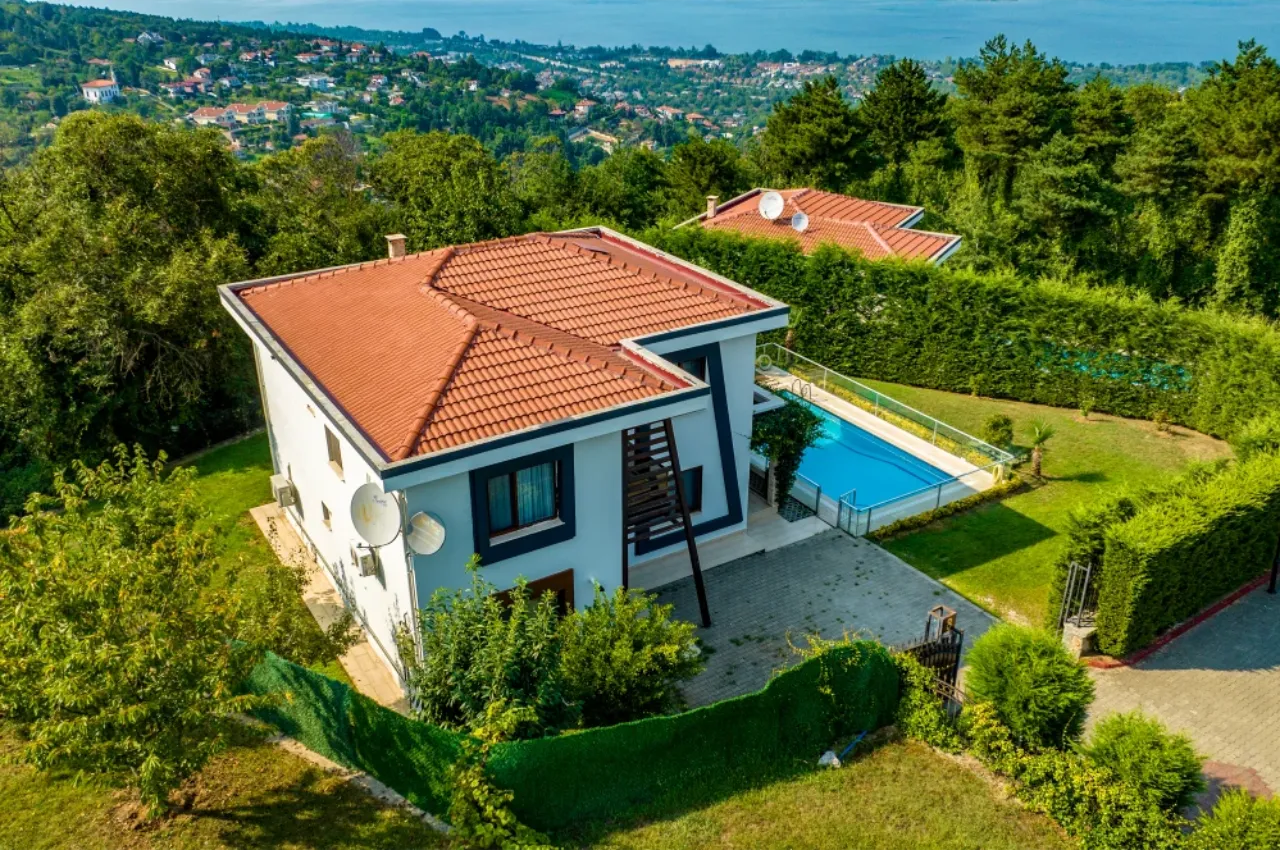 Nevras Deluxe Villa