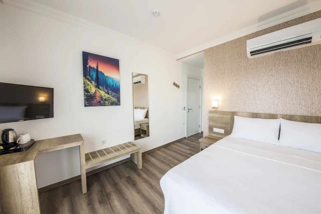 Dekatria Rooms & Aparts Otel Kaş