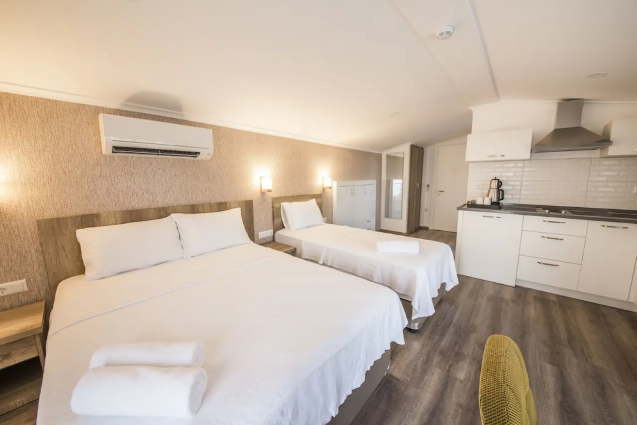 Dekatria Rooms & Aparts Otel Kaş