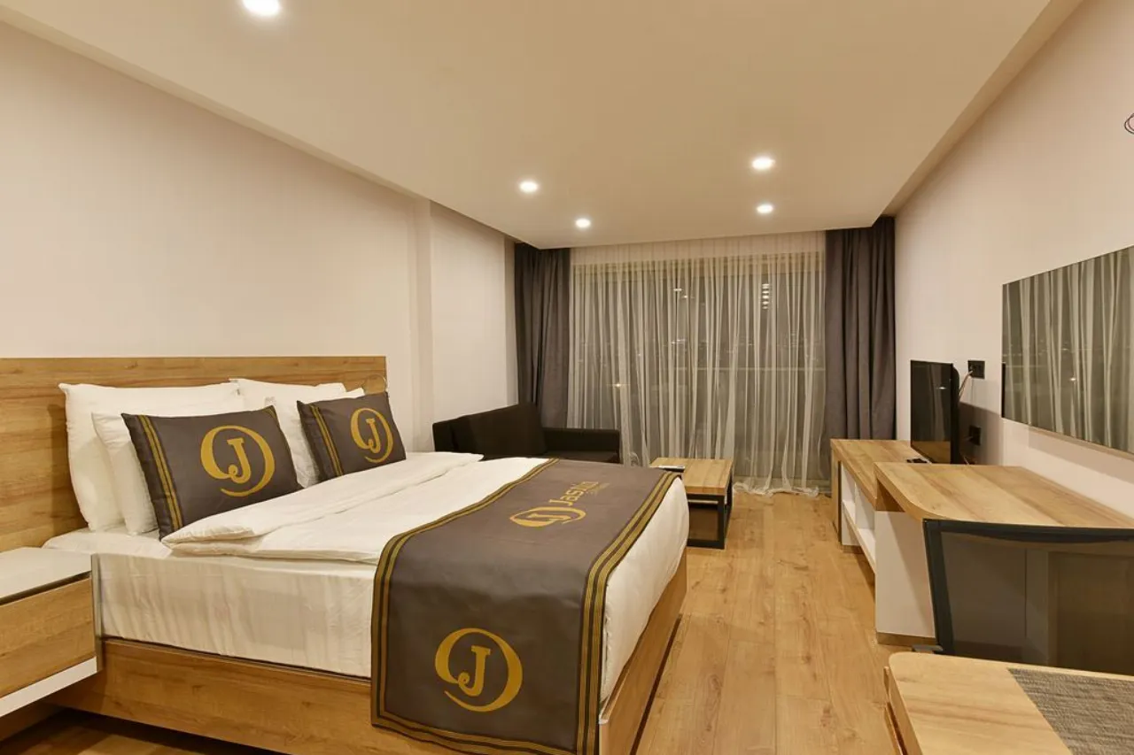 3 + 1 Havuz Manzaralı Luxury Apartment