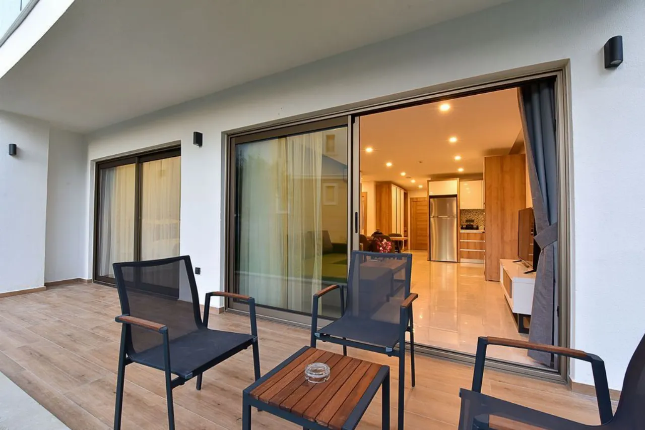 3 + 1 Havuz Manzaralı Luxury Apartment