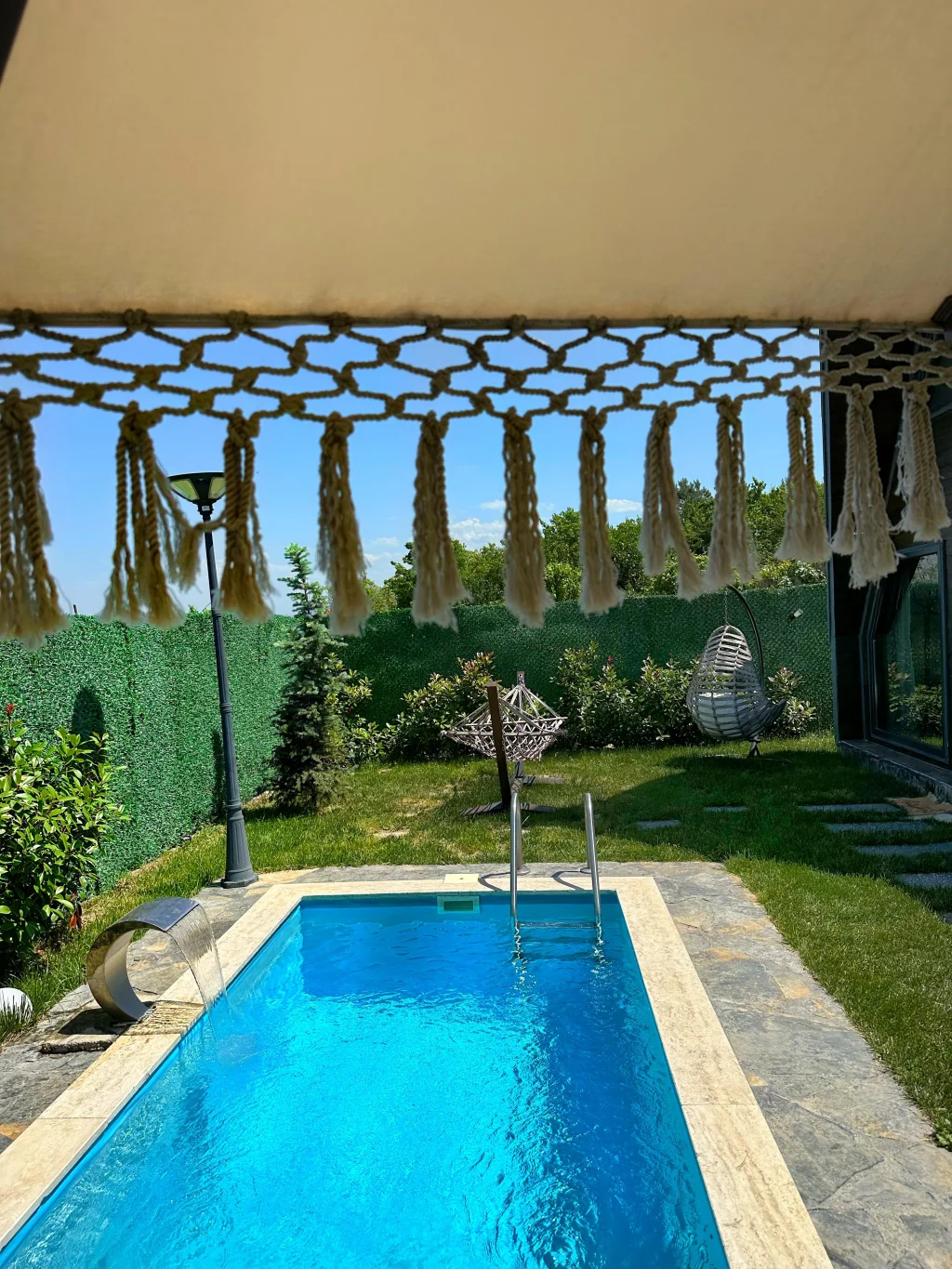 The Intense Sapanca Bungalov