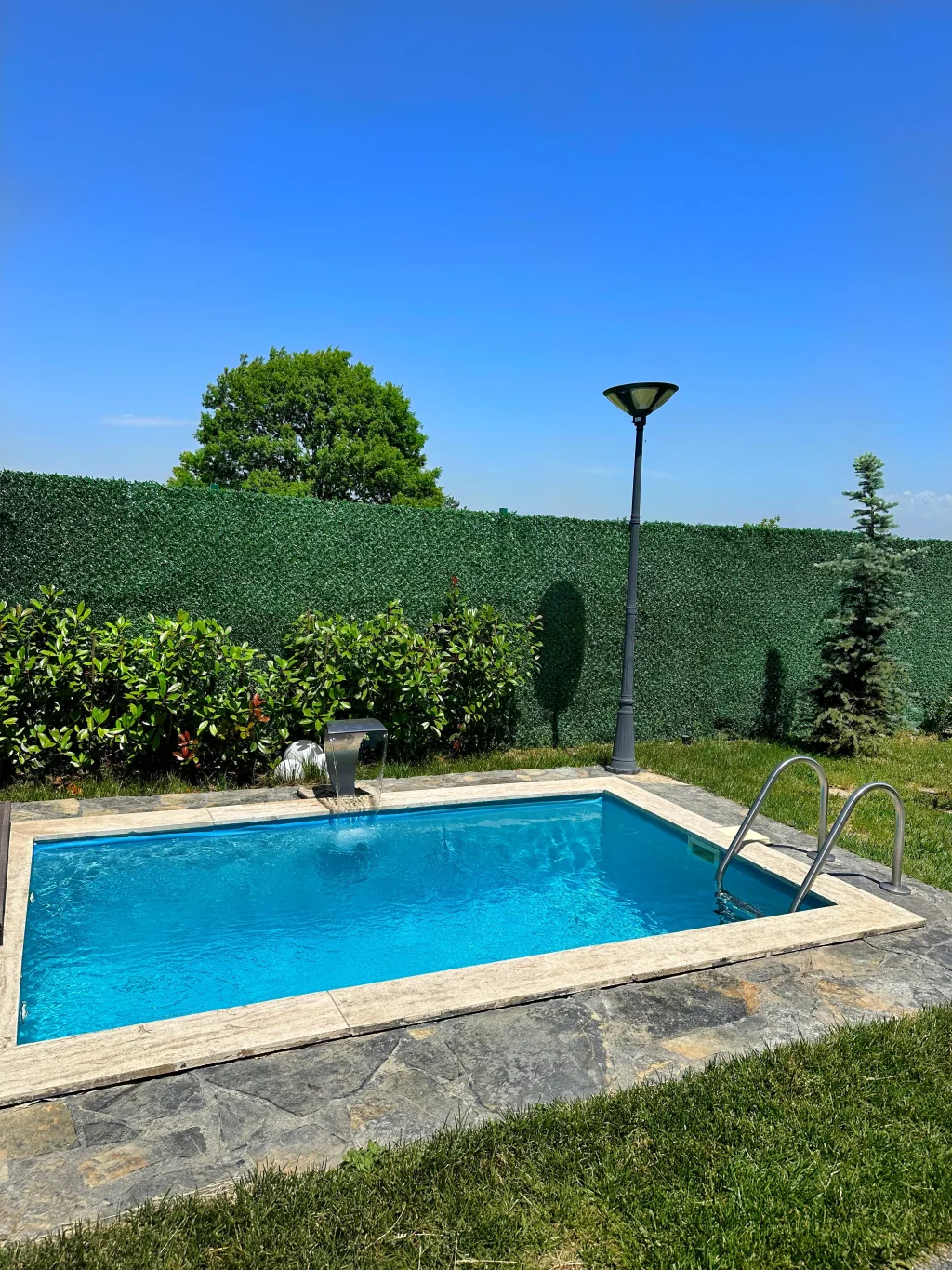 The Intense Sapanca Bungalov