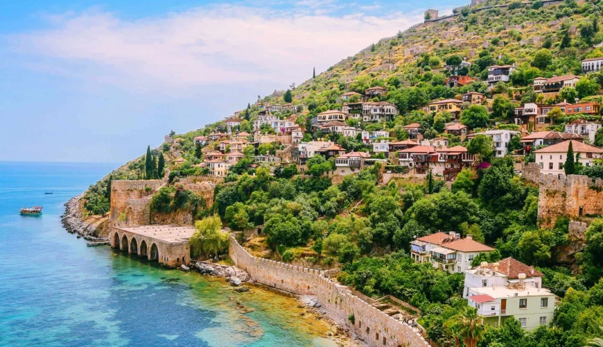 akdeniz-bölgesinde-gezilebilecek-8-yer-alanya