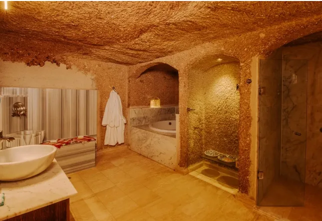 Sultan Cave Suite