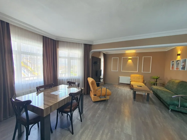 Family Pool Suite