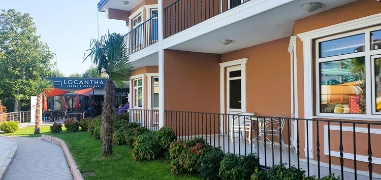 Family Pool Suite