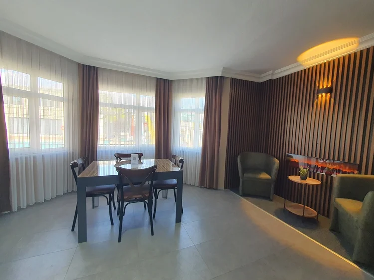 Family Pool Suite