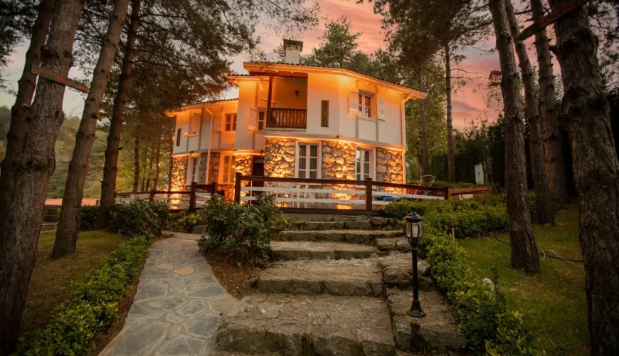 Sapanca-Karakaya-Villa-Bungalov-Somineli-Jakuzili-Villa