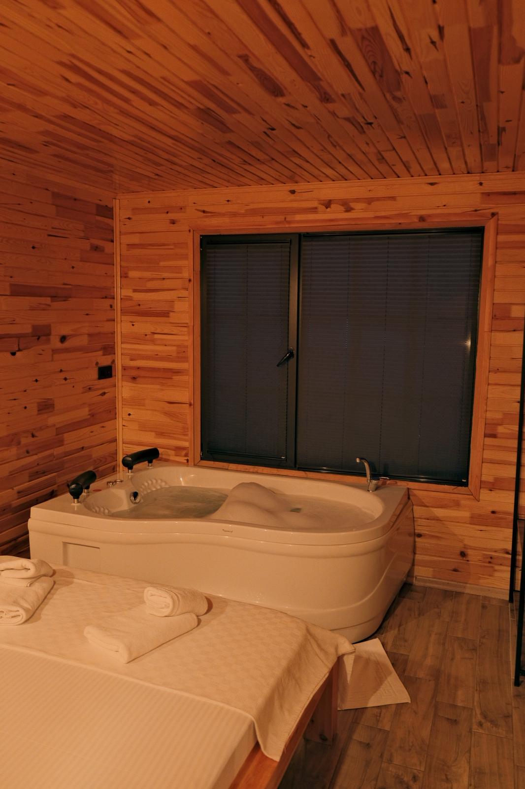 Grandwooden Premium Suit