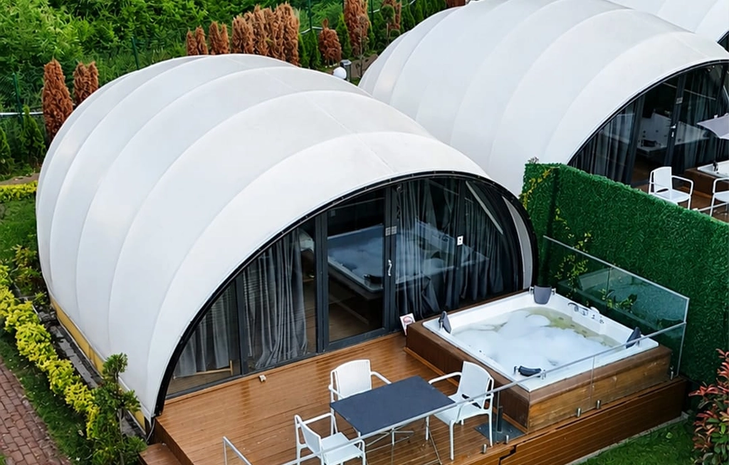 Snail Glamping Deluxe