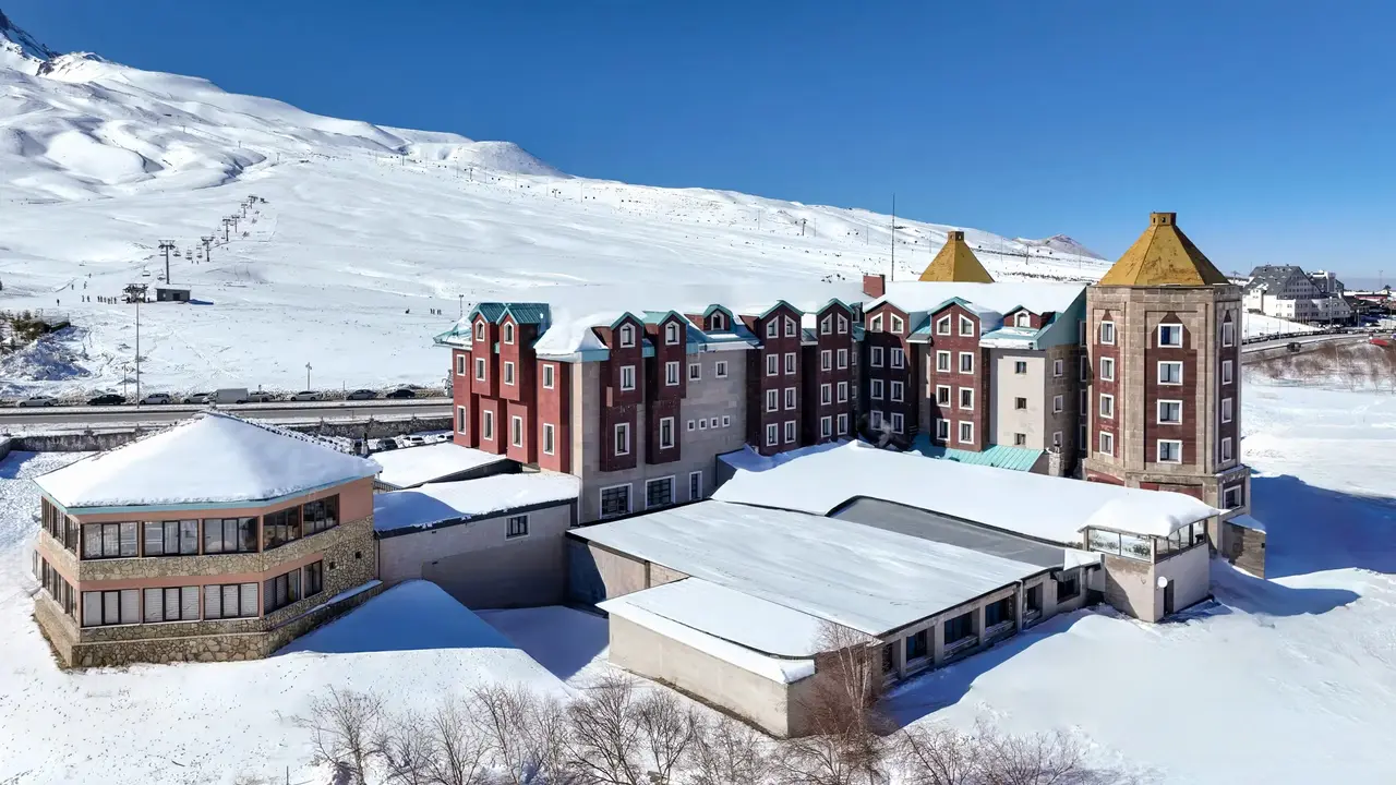 Mirada Del Lago Erciyes