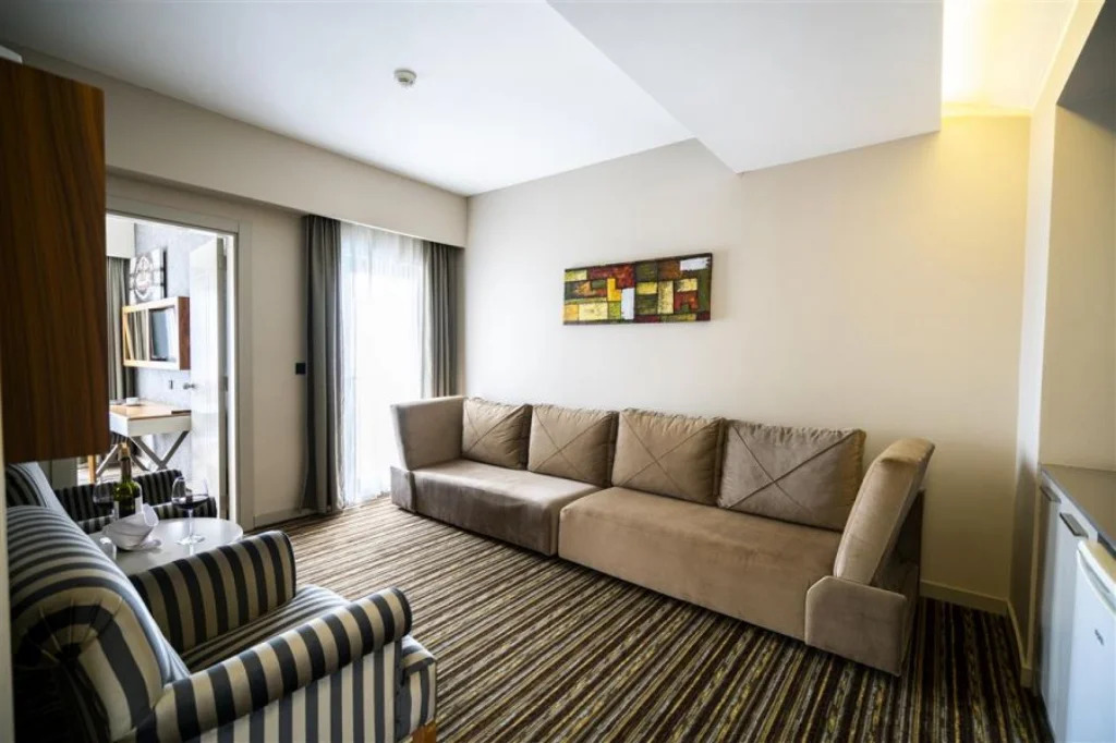Superior Suite Oda Bahçe Manzaralı
