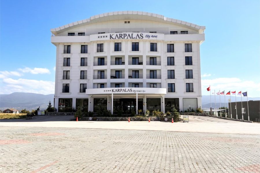 Karpalas City Otel & Spa