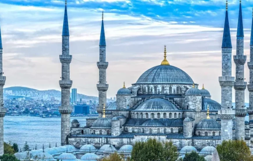 Sakarya Çıkışlı Günübirlik İstanbul Camiler Ve Türbeler Turu
