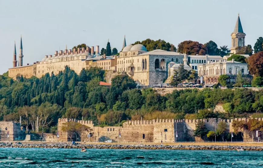 Sakarya Çıkışlı Günübirlik İstanbul Saraylar Turu