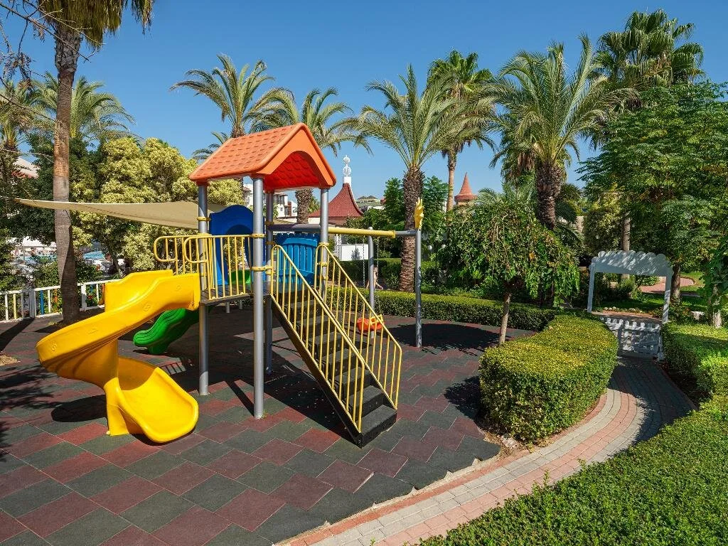 Aydınbey Famous Resort