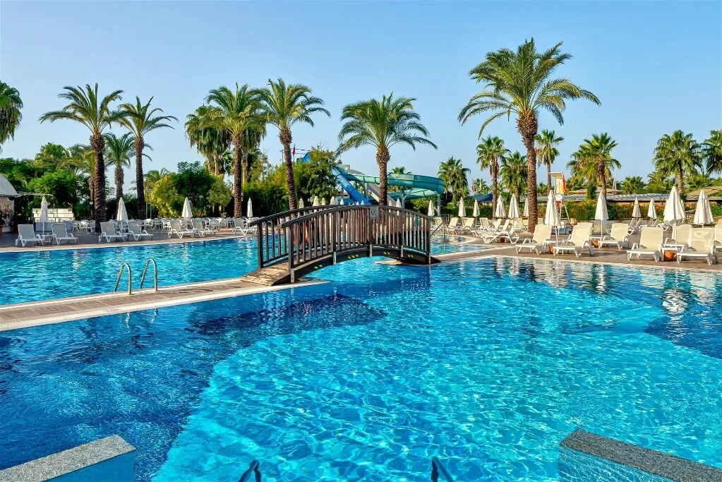 Aydınbey Famous Resort
