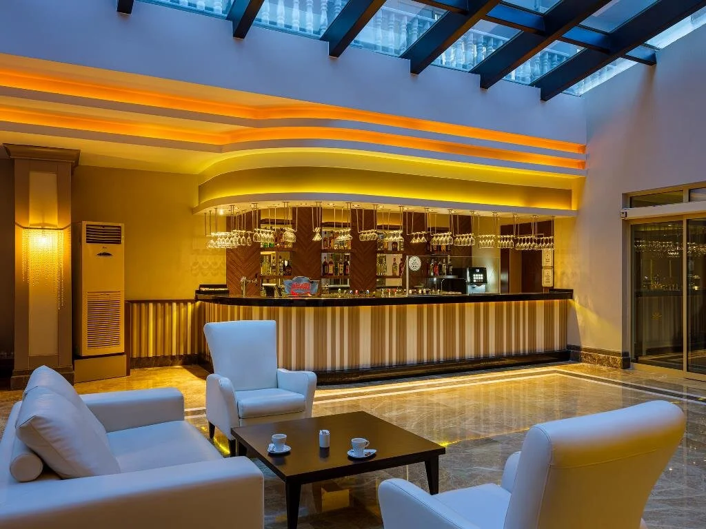 Aydınbey Famous Resort