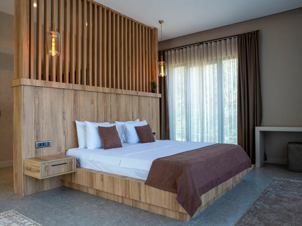 Melekona Family Suite