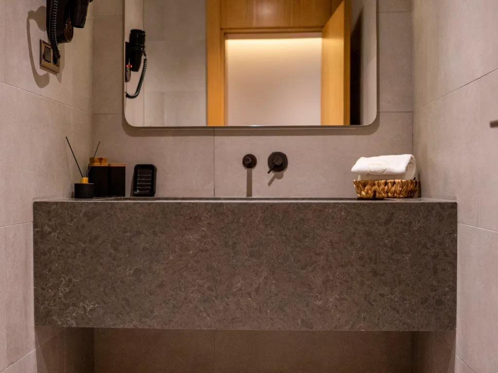Melekona Family Suite