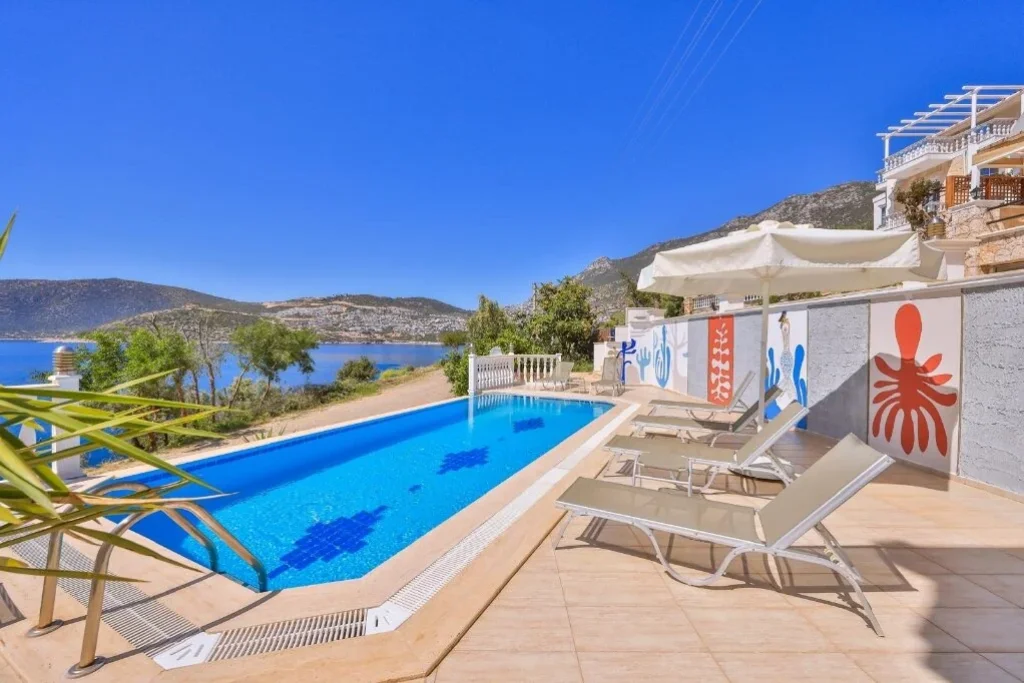 Kuluhana Hotel & Villa
