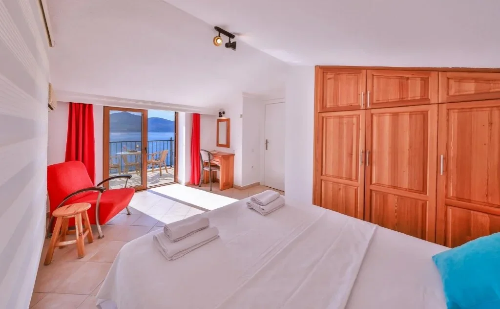 Kuluhana Hotel & Villa