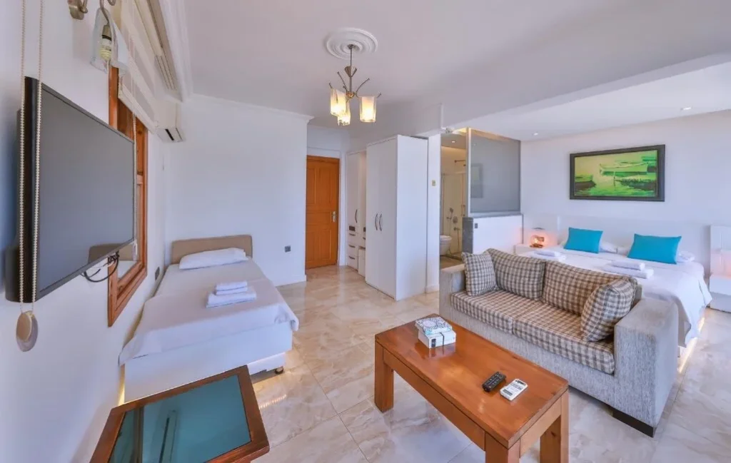 Kuluhana Hotel & Villa