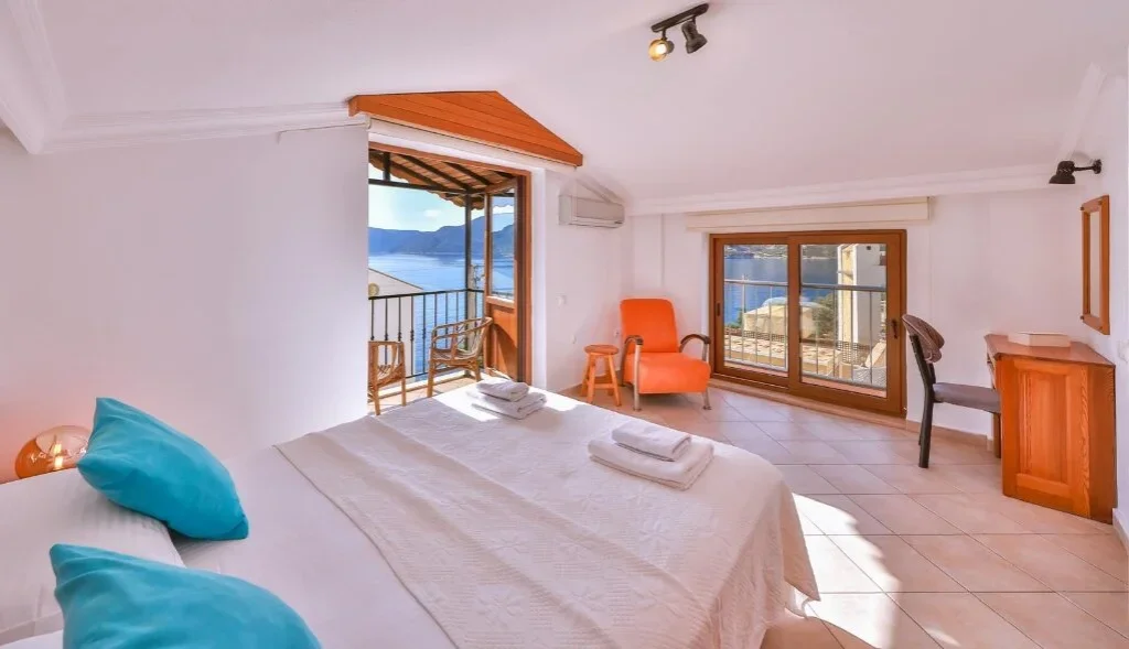 Kuluhana Hotel & Villa