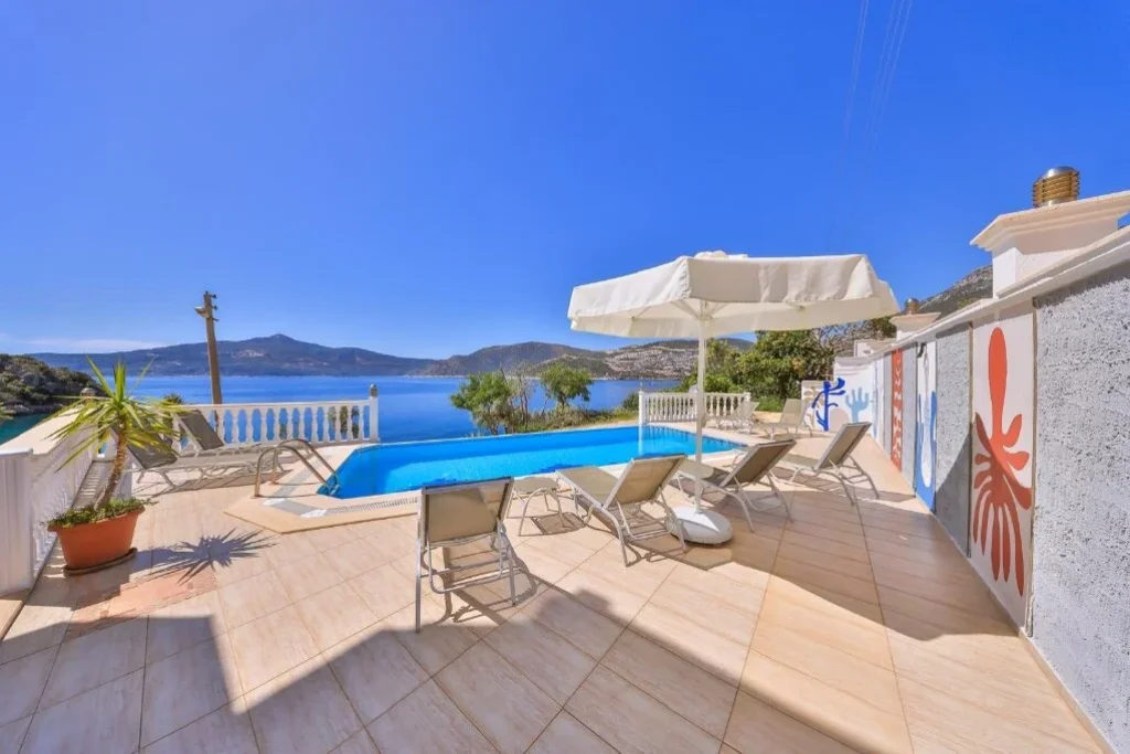 Kuluhana Hotel & Villa