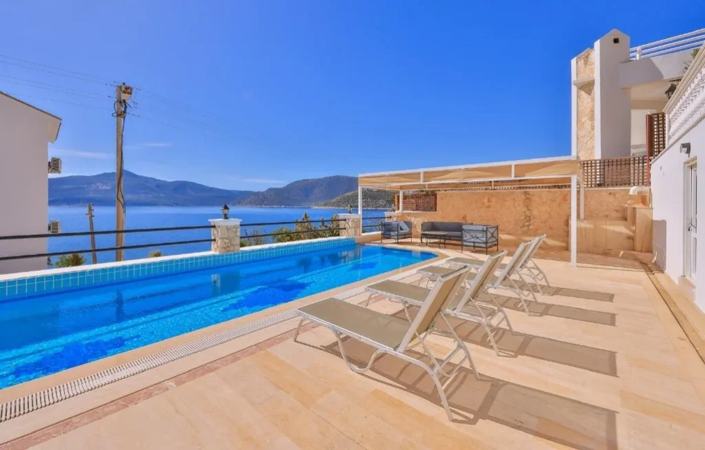 Kuluhana Hotel & Villa