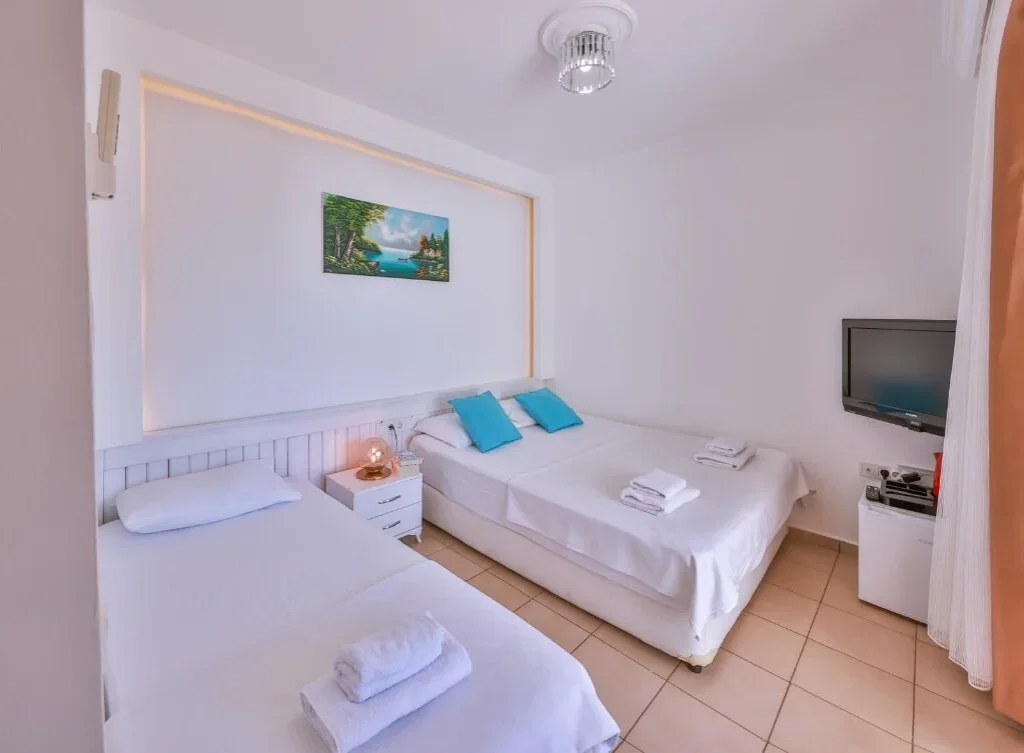 Kuluhana Hotel & Villa