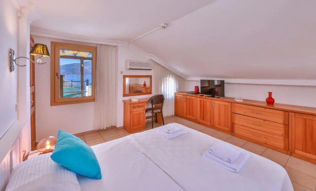 Kuluhana Hotel & Villa