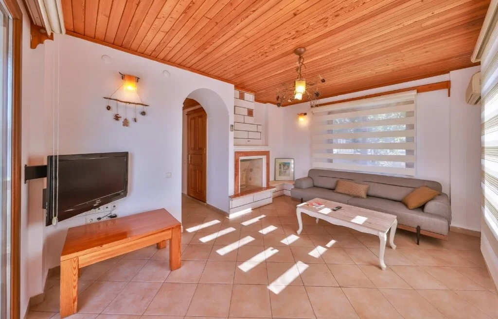 Kuluhana Hotel & Villa