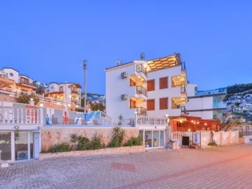 Kuluhana Hotel & Villa