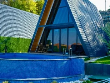 Golden Luxury Bungalow