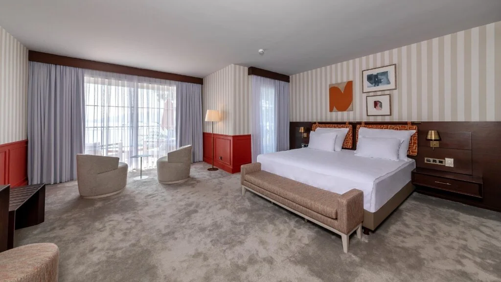 Marine Suite