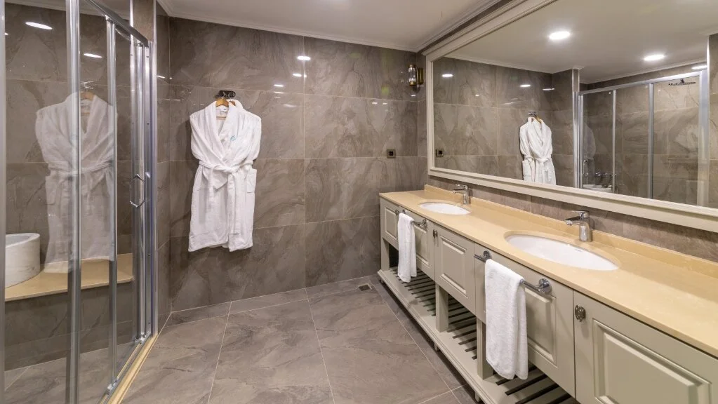 Marine Suite