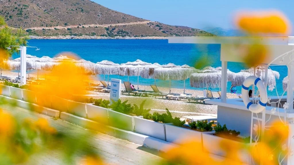 Otel Mavi Beyaz Palamutbükü