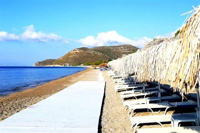 Otel Mavi Beyaz Palamutbükü