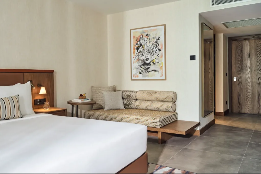 General Admission King with Pool View