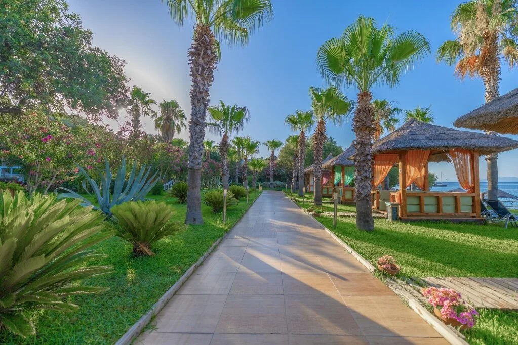 Latanya Park Resort
