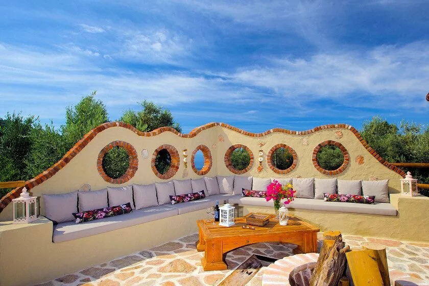 Mandarin & Mango Boutique Hotel