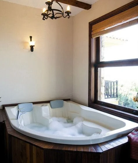 Mandarin & Mango Boutique Hotel