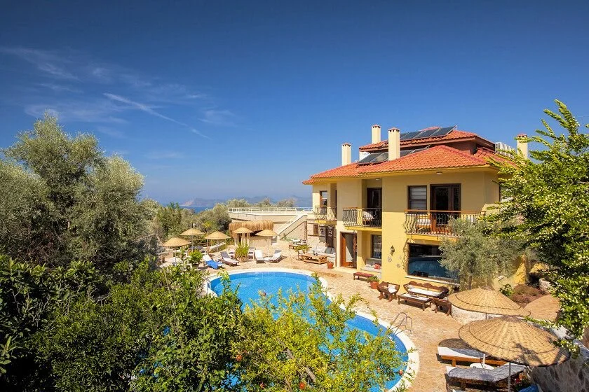 Mandarin & Mango Boutique Hotel
