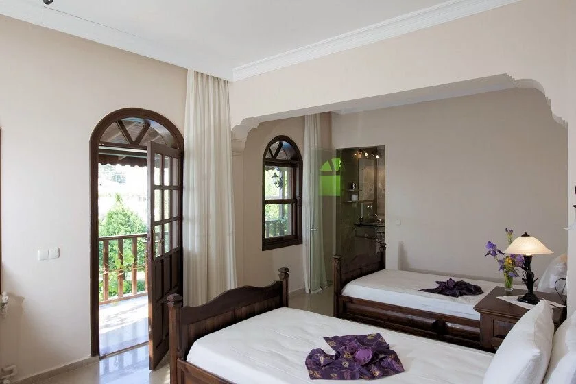 Mandarin & Mango Boutique Hotel