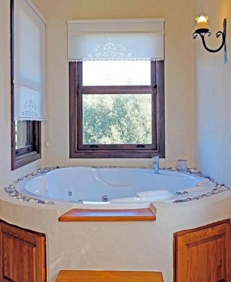 Mango Deluxe Double Room