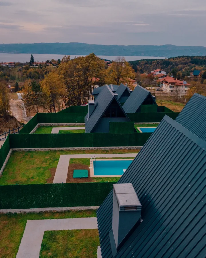 Kuku Bungalov