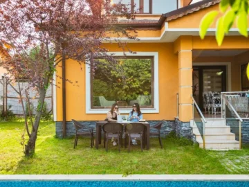 Baria Villa Kırkpınar