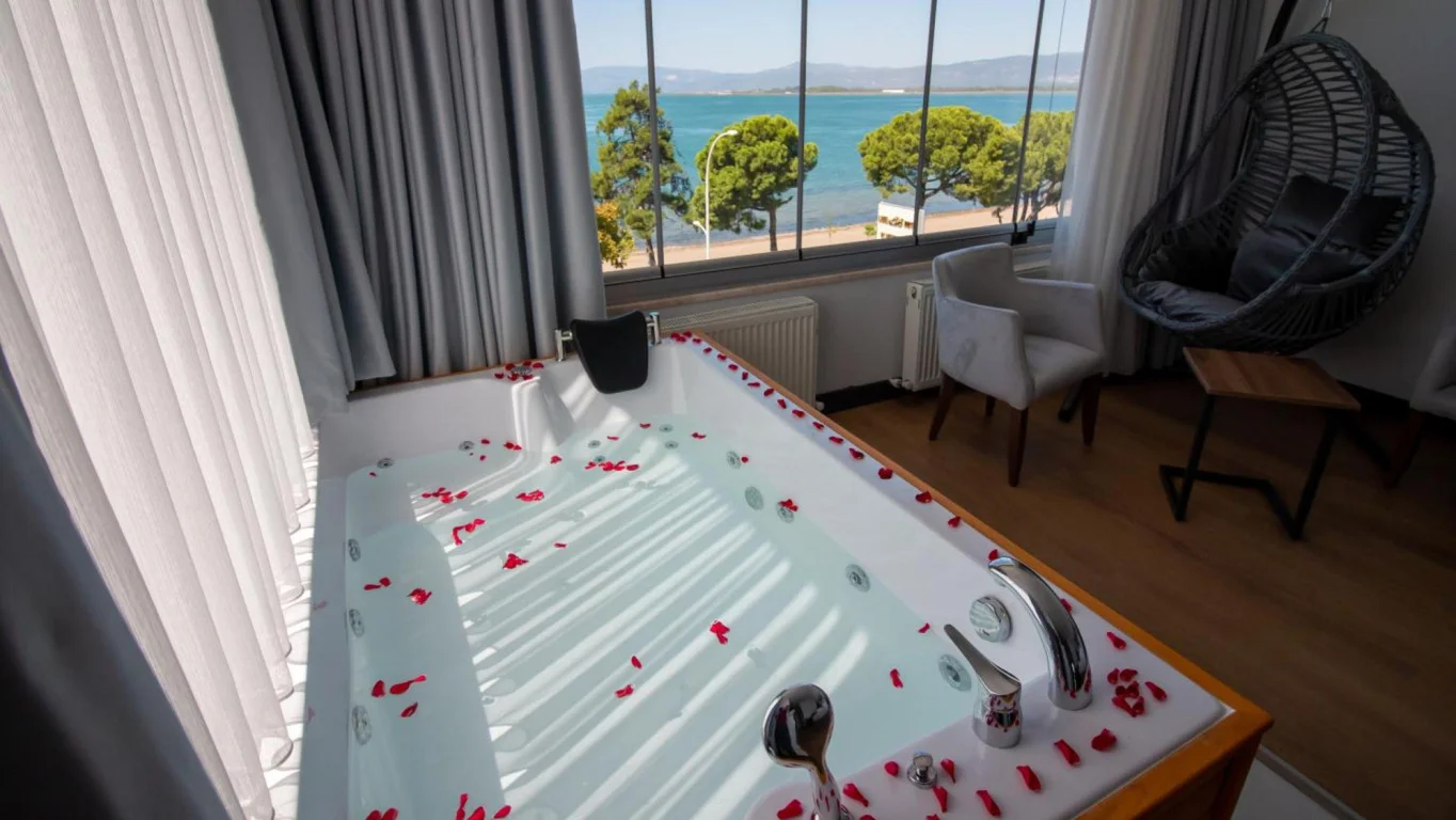 Lake Life Hotel İznik